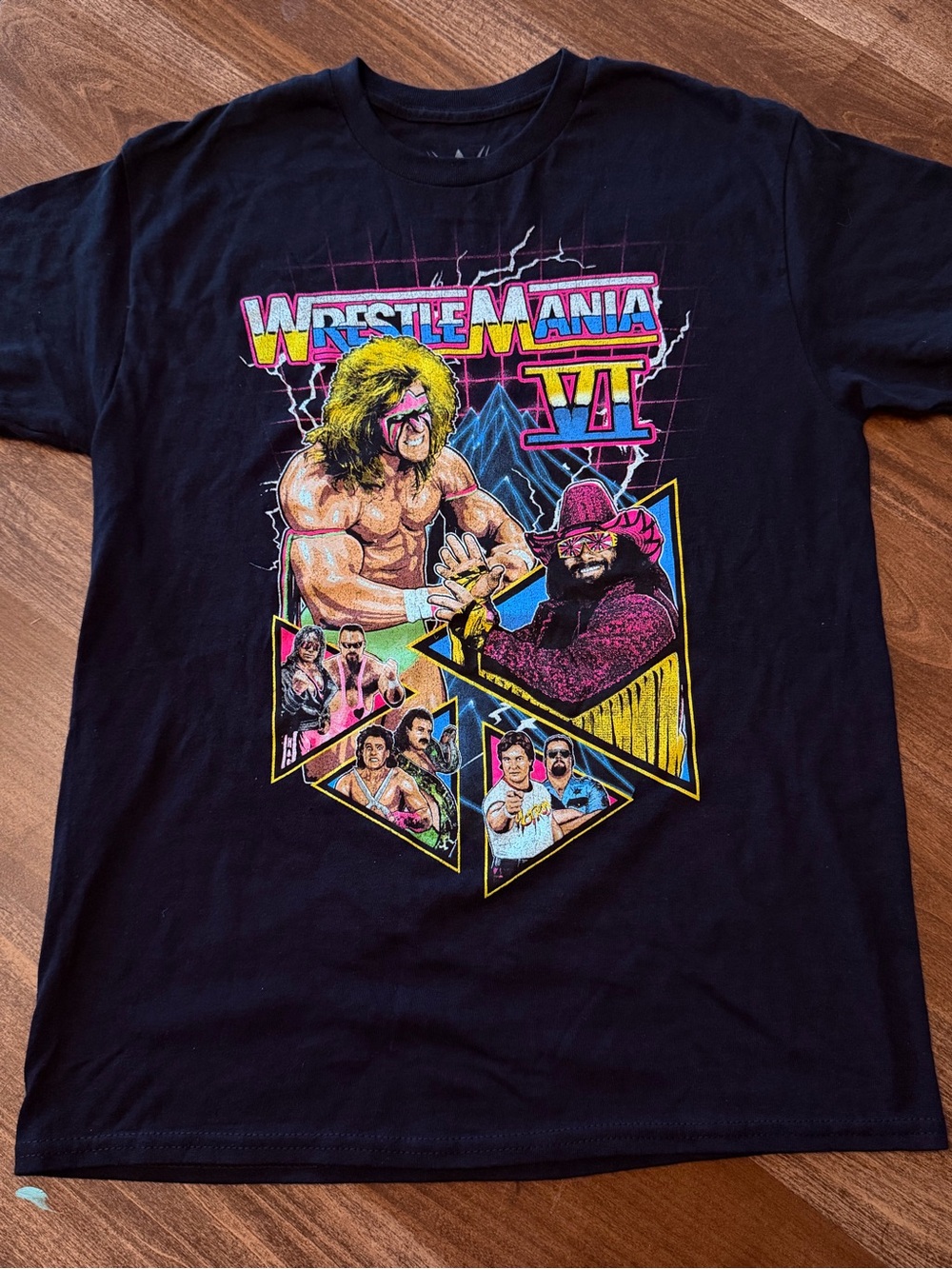 Like new Wrestle mania tshirt
